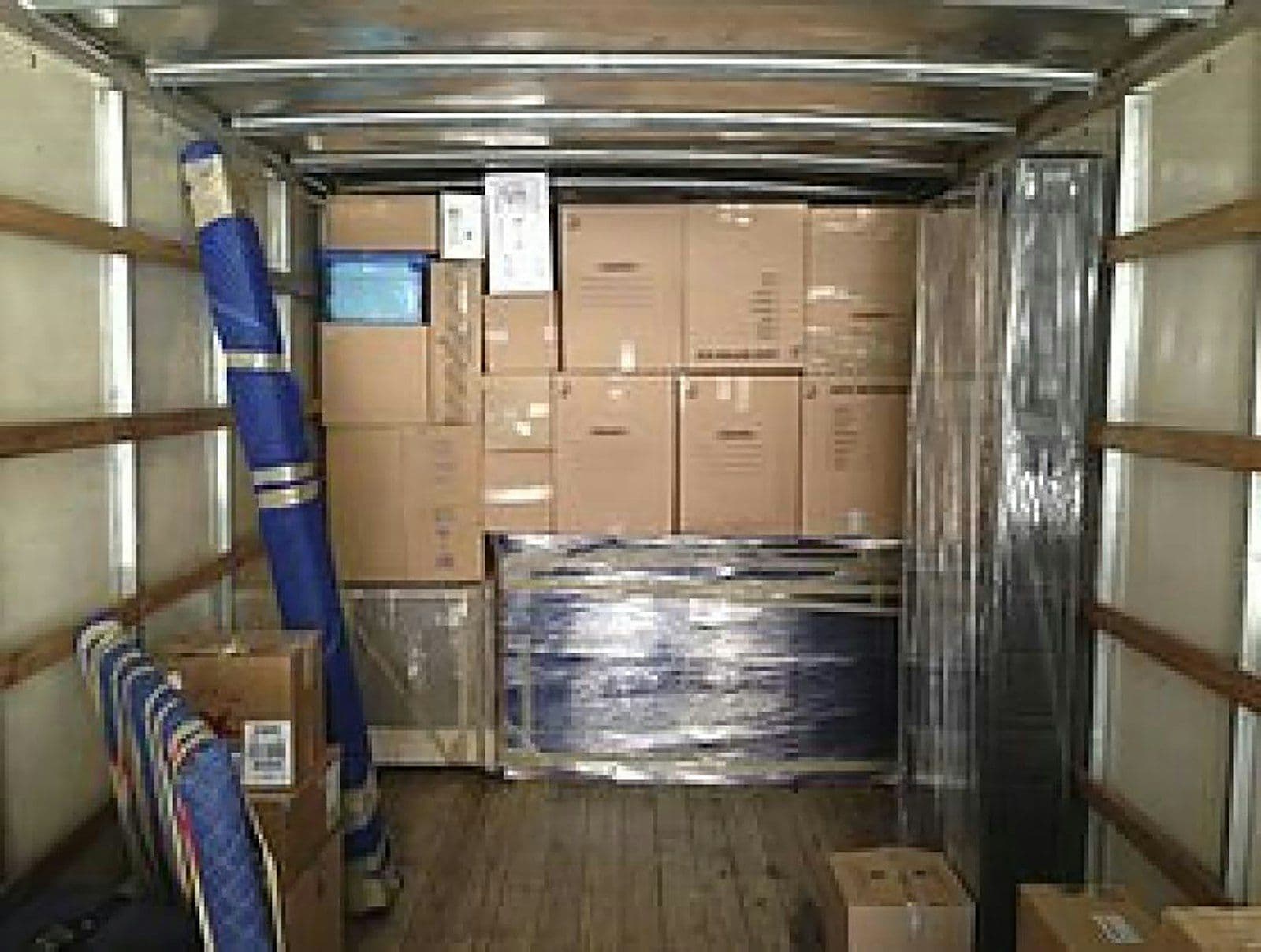 How Much Actually Fits Inside a 53-Foot Trailer?