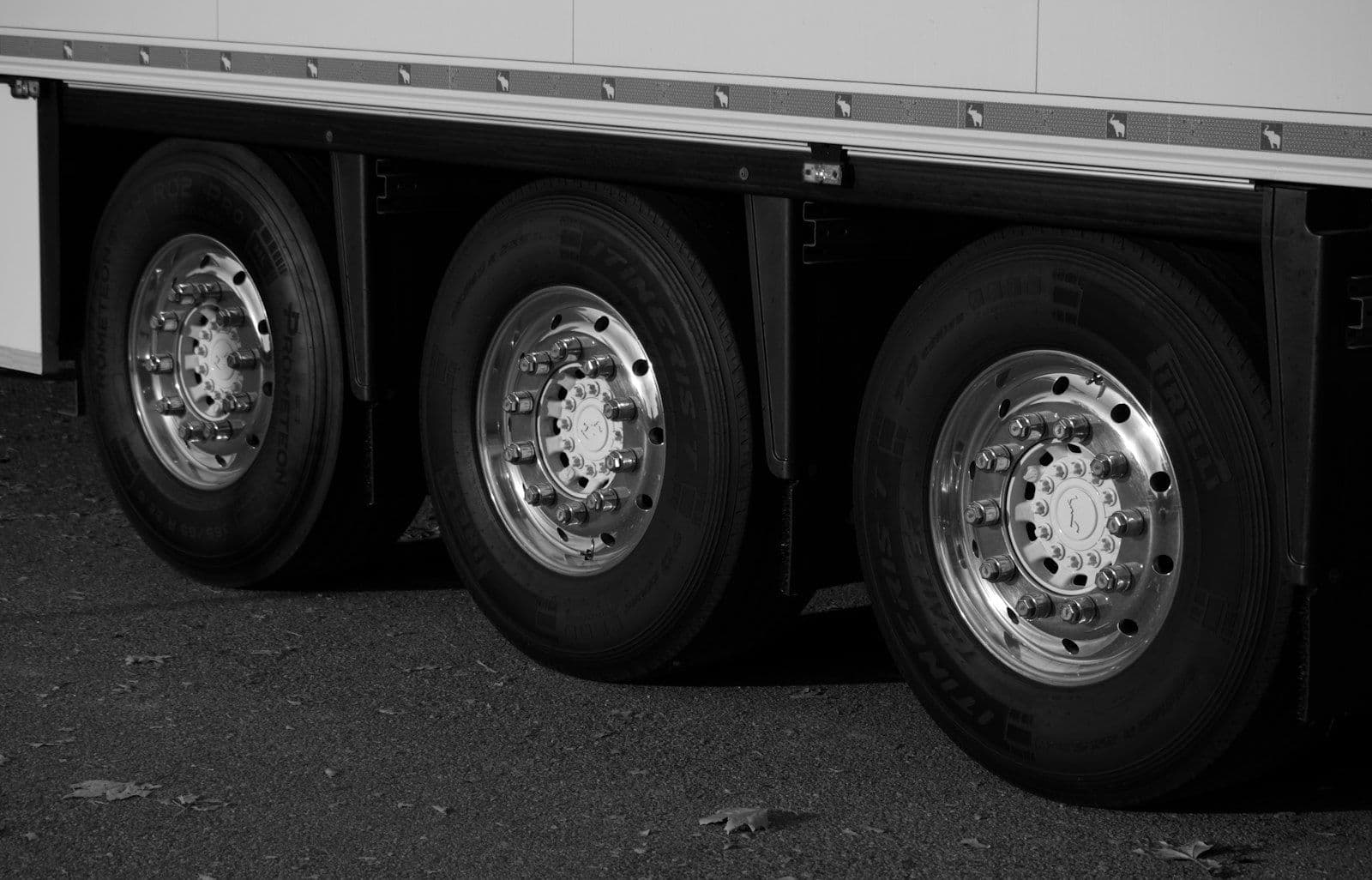 Your Load Plan Should Weigh Itself: The Axle Math We Are Working Out at Truck Packer