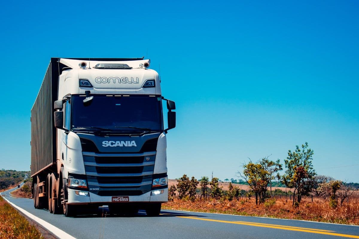 Flatbed Capacity Hits a 4-Year Low: What Shippers Need to Know Right Now