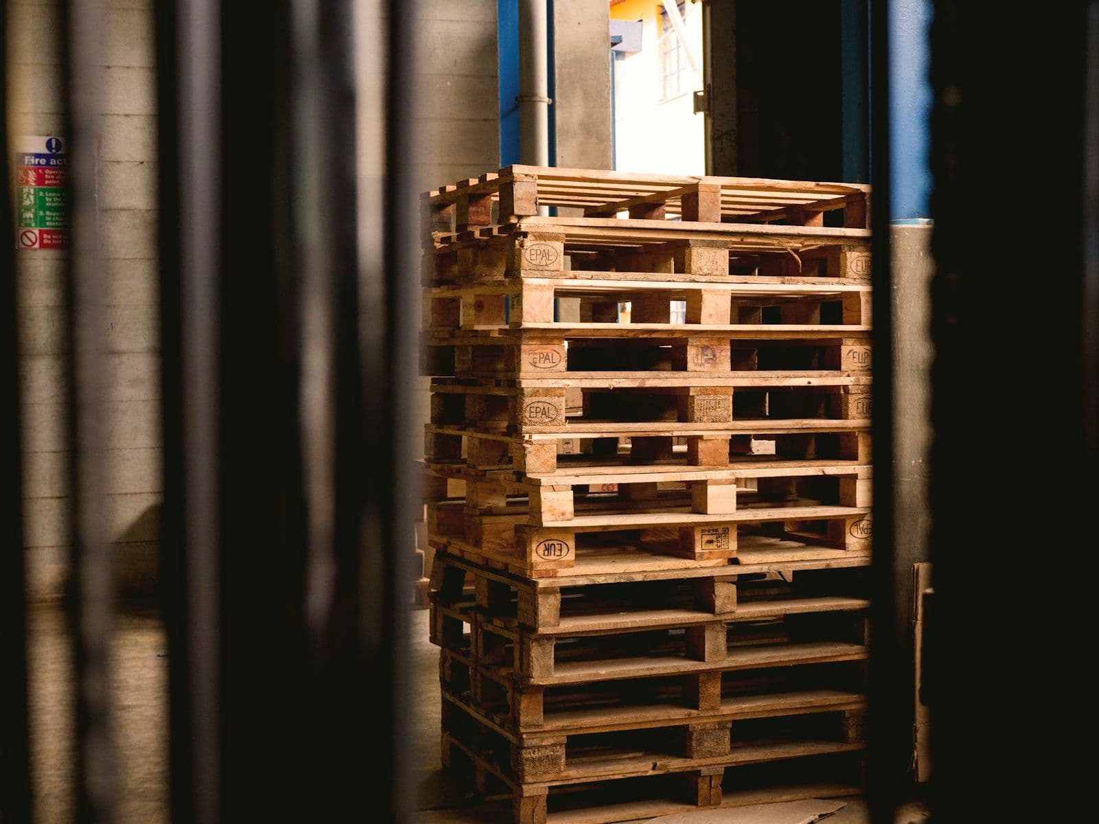 Standard Pallet Sizes: The 48x40 GMA, the Euro Pallet, and the Others That Matter