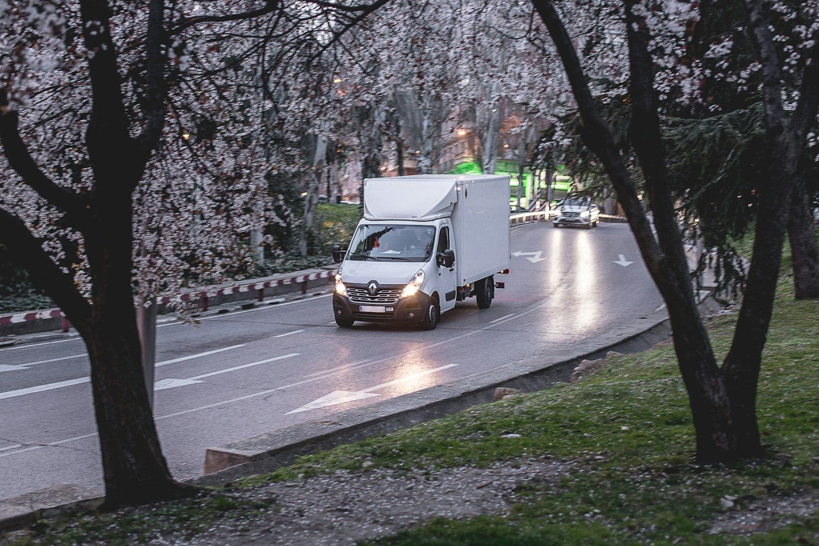 Sprinter vs Transit vs ProMaster: The Cargo-Van Numbers That Differ