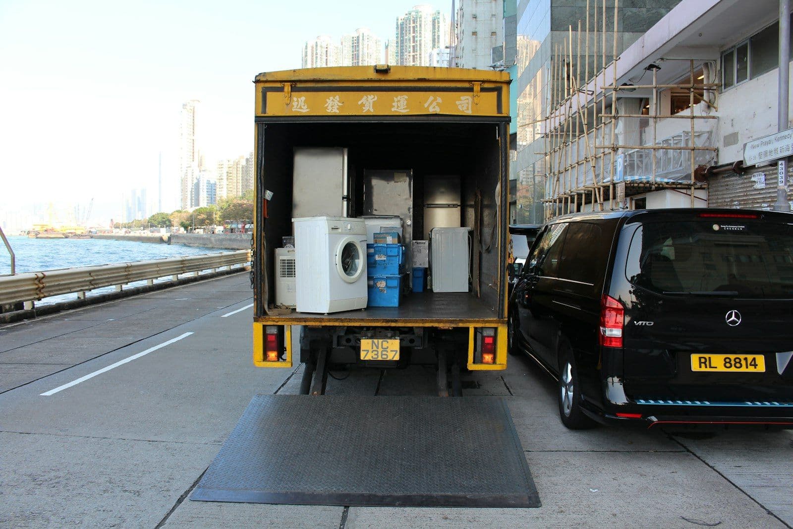 A Rental Truck Ramp Holds 1,000 Pounds. A Liftgate Holds 3,000, If the Load Is Centered.