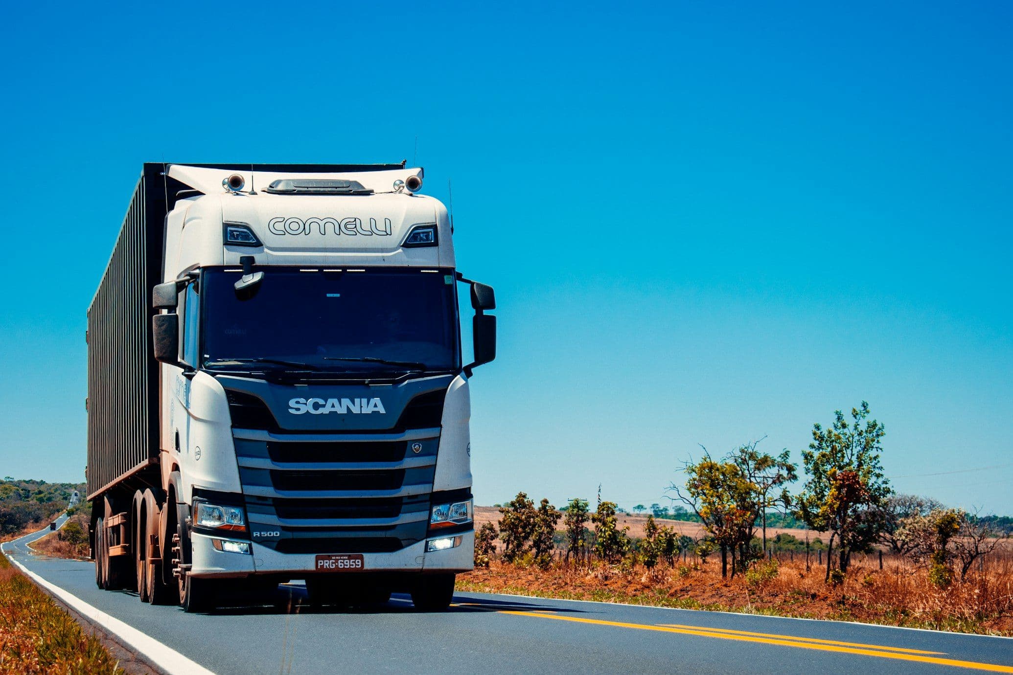 E-Track vs Pallets vs European Standards: The Complete Guide to Load Securing Methods